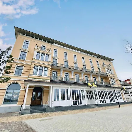 Berringer Makrele, An Der Promenade Apartment